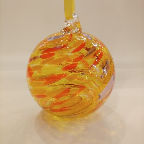 Click to view detail for DB-676 Ornament Orange & Yellow Twist $35